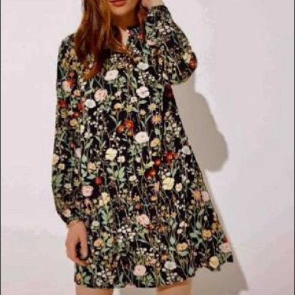 Loft black floral long sleeve dress size small petite